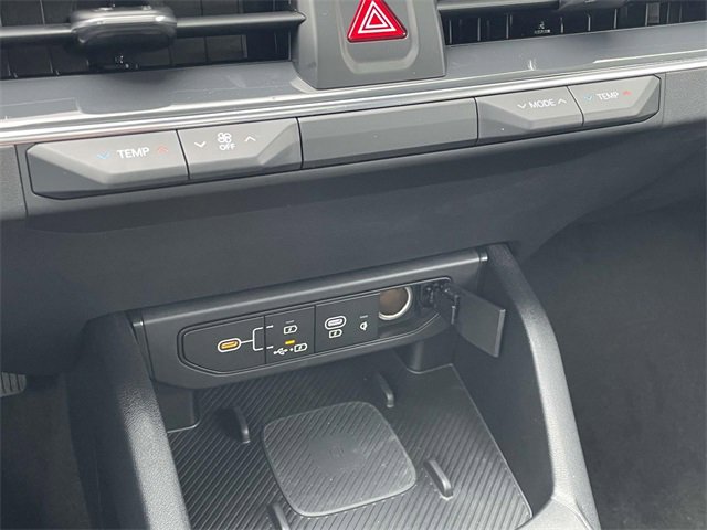 New 2025 Kia K4 GT-Line w/ GT-Line Sunroof Package image 33