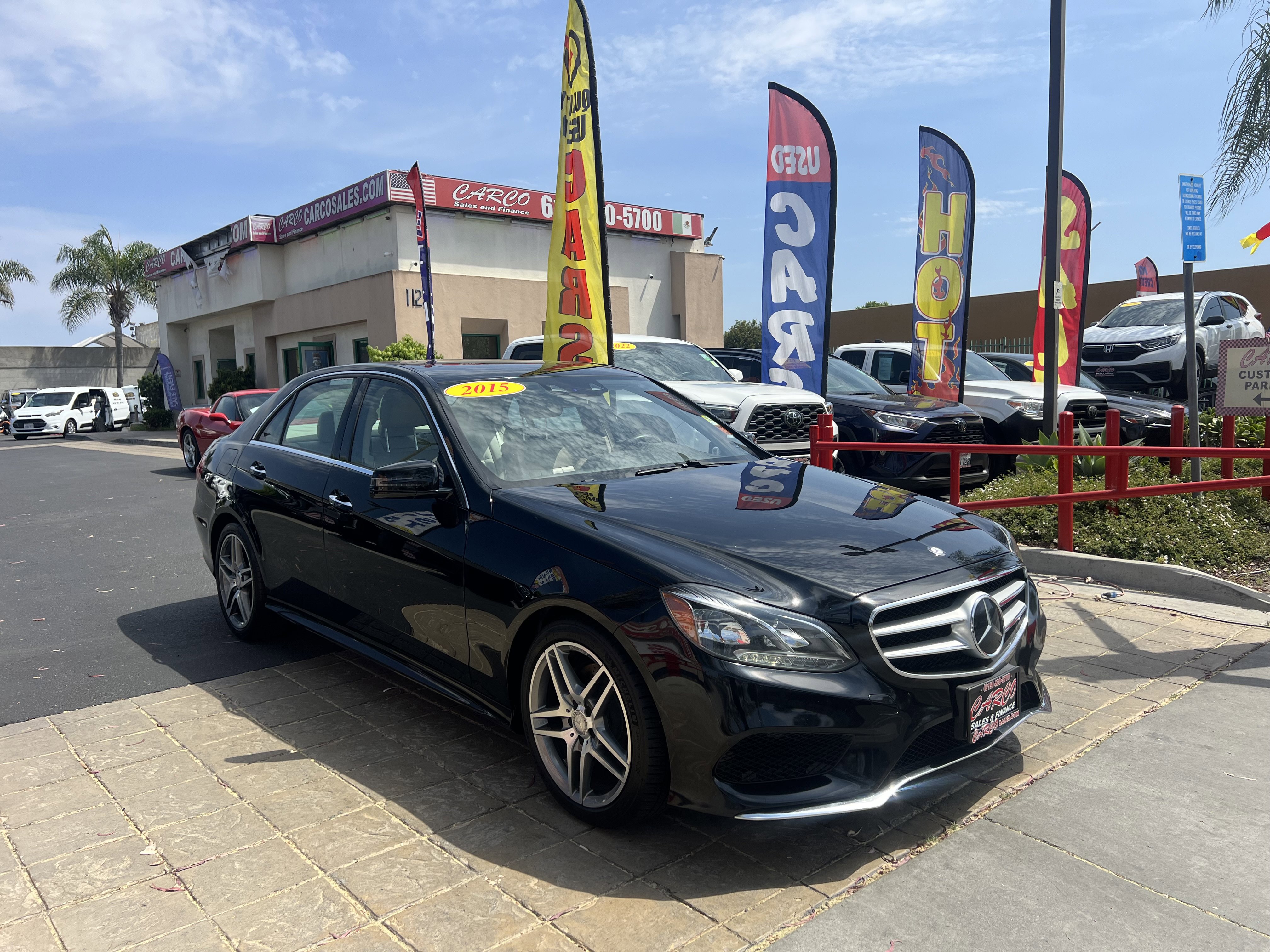 Used 2015 Mercedes-Benz E 400 Sedan w/ Driver Assistance Package image 2