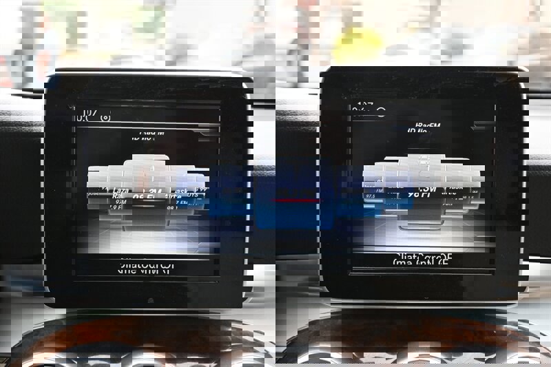 Used 2018 Mercedes-Benz GLC 300 4MATIC Coupe image 35