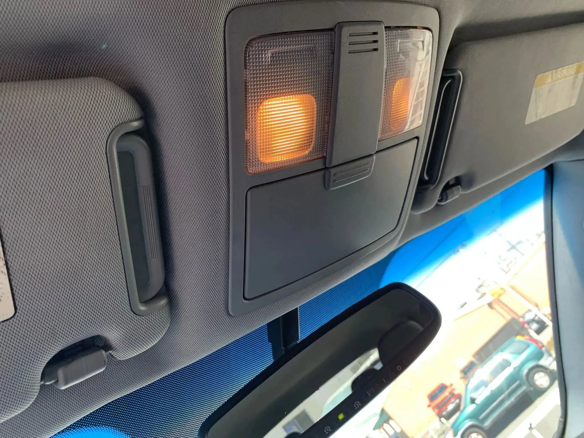 Used 2012 Kia Sorento SX image 27