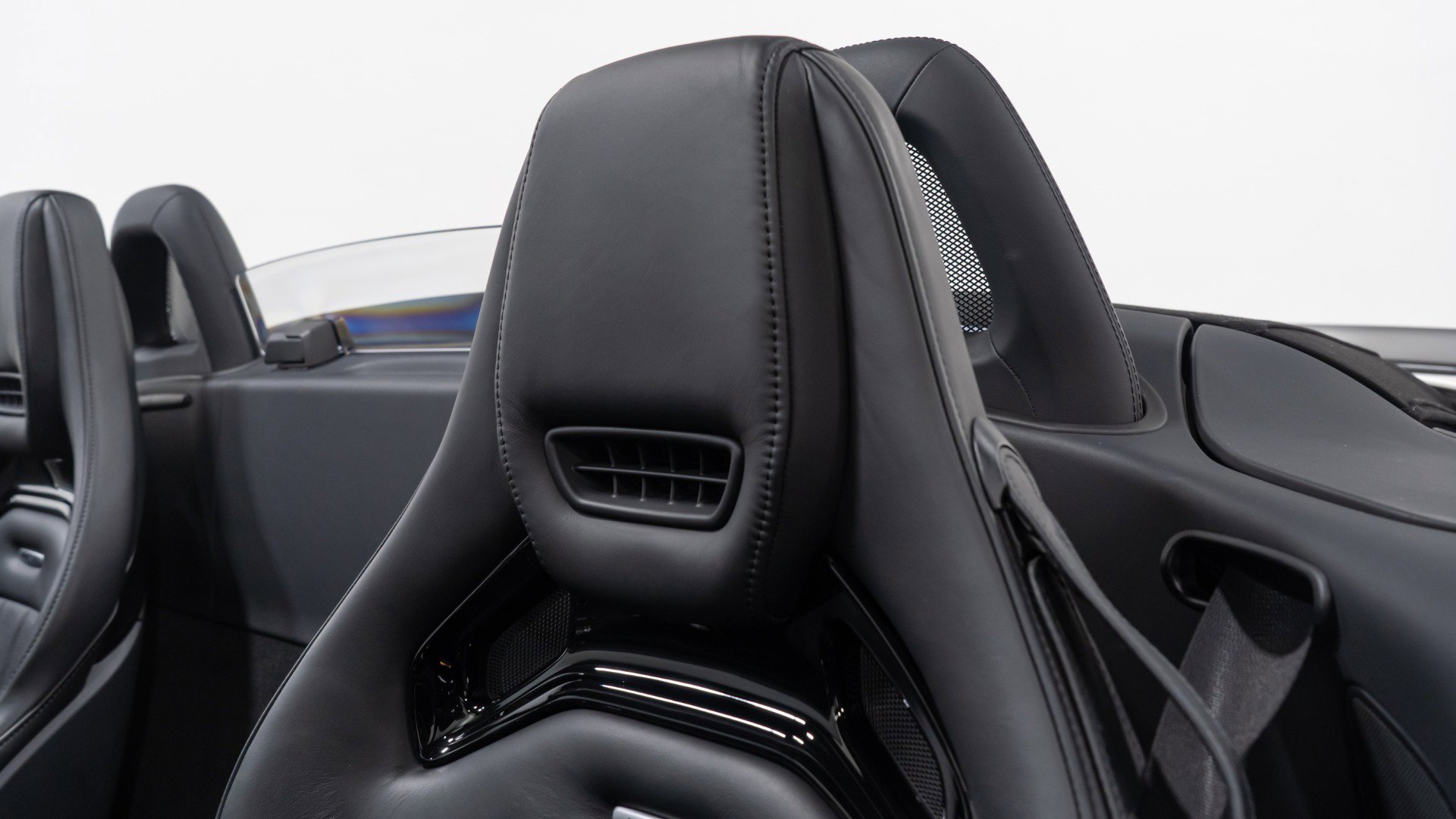 Used 2020 Mercedes-Benz AMG GT R image 46