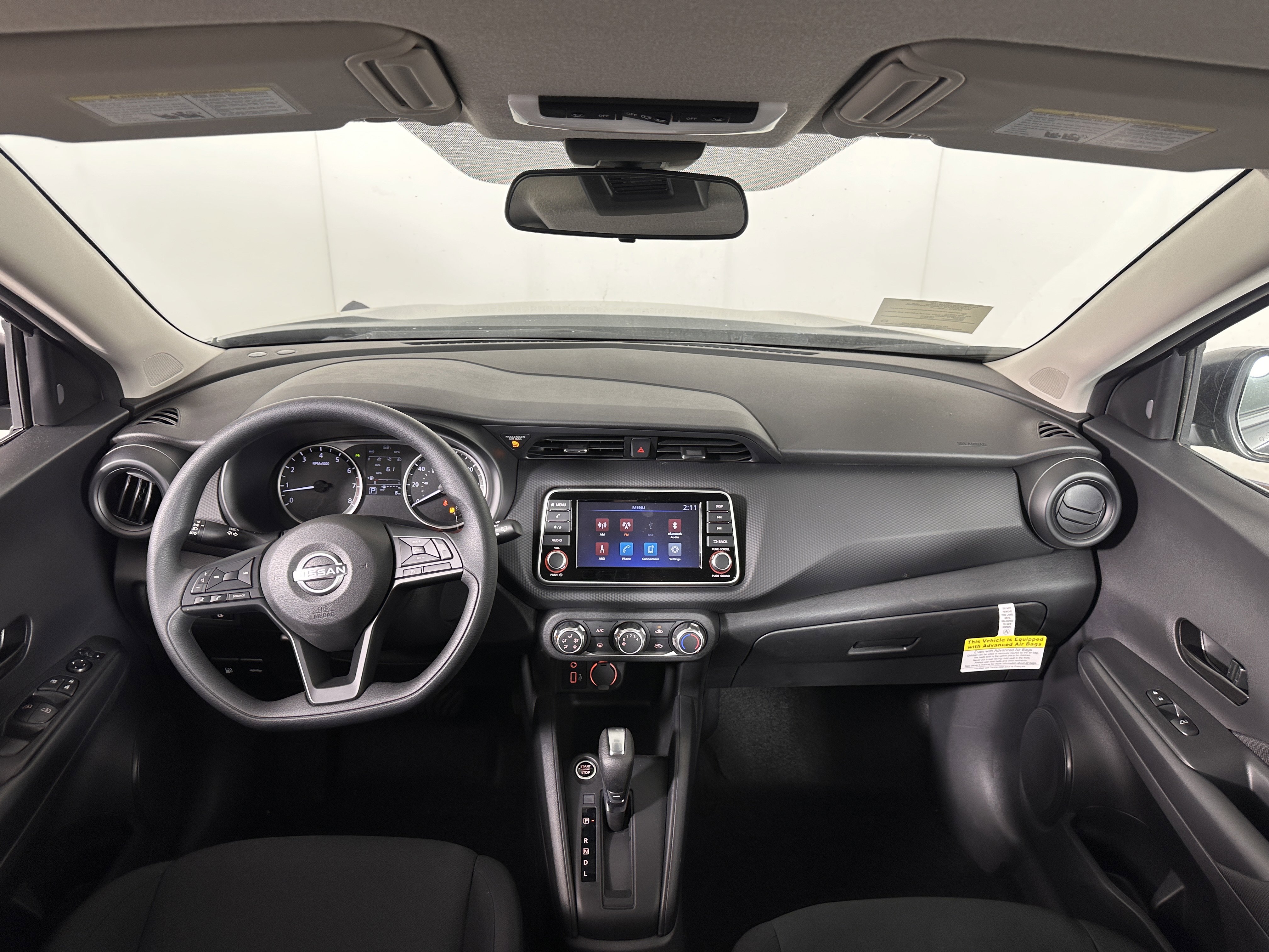 New 2025 Nissan Kicks Play S image 4