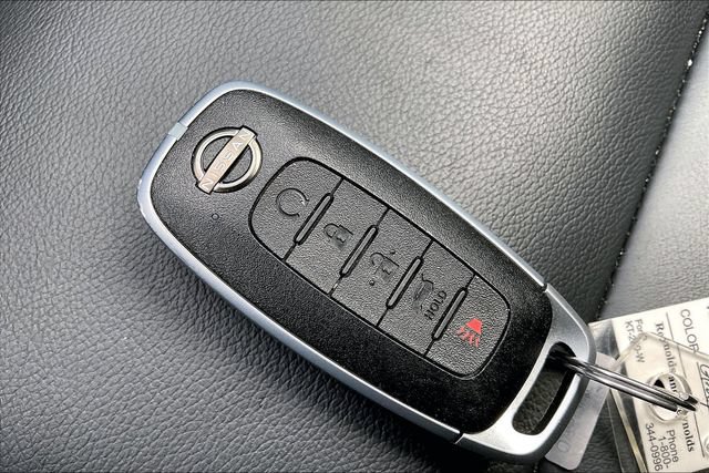Used 2026 Nissan Rogue SL FWD image 33