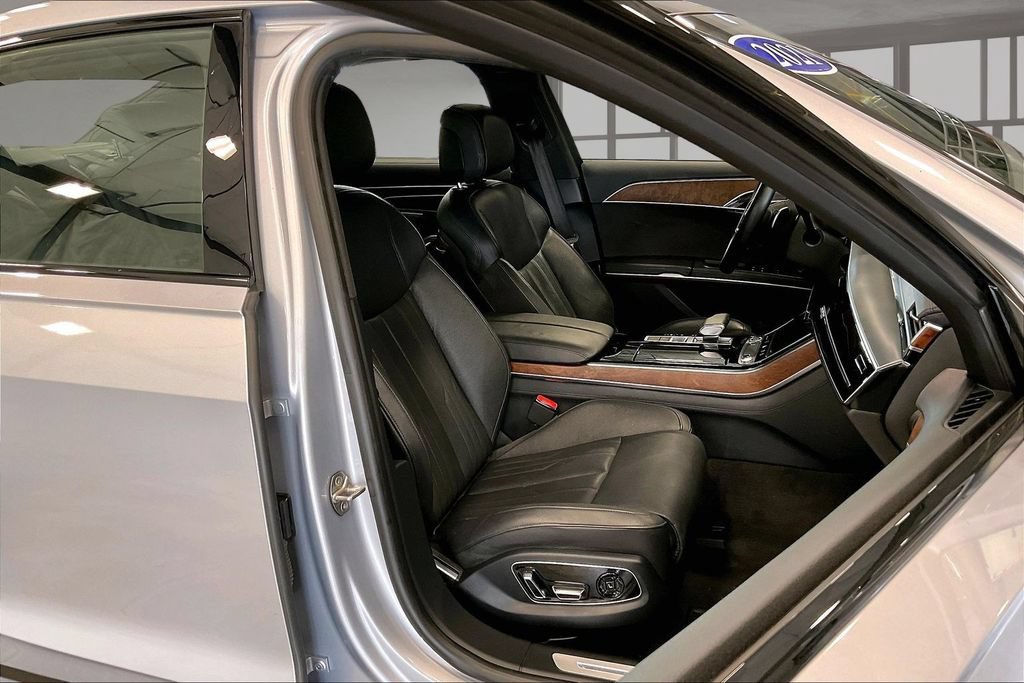 Used 2021 Audi A8 L 3.0T AWD/4WD image 30