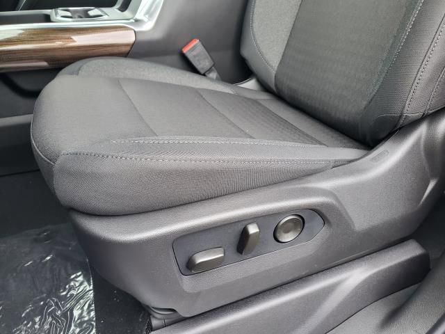 New 2026 Chevrolet Silverado 2500 LT image 16