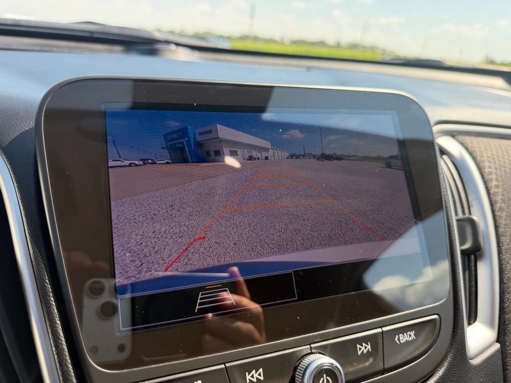 Used 2024 Chevrolet Malibu LS FWD image 18