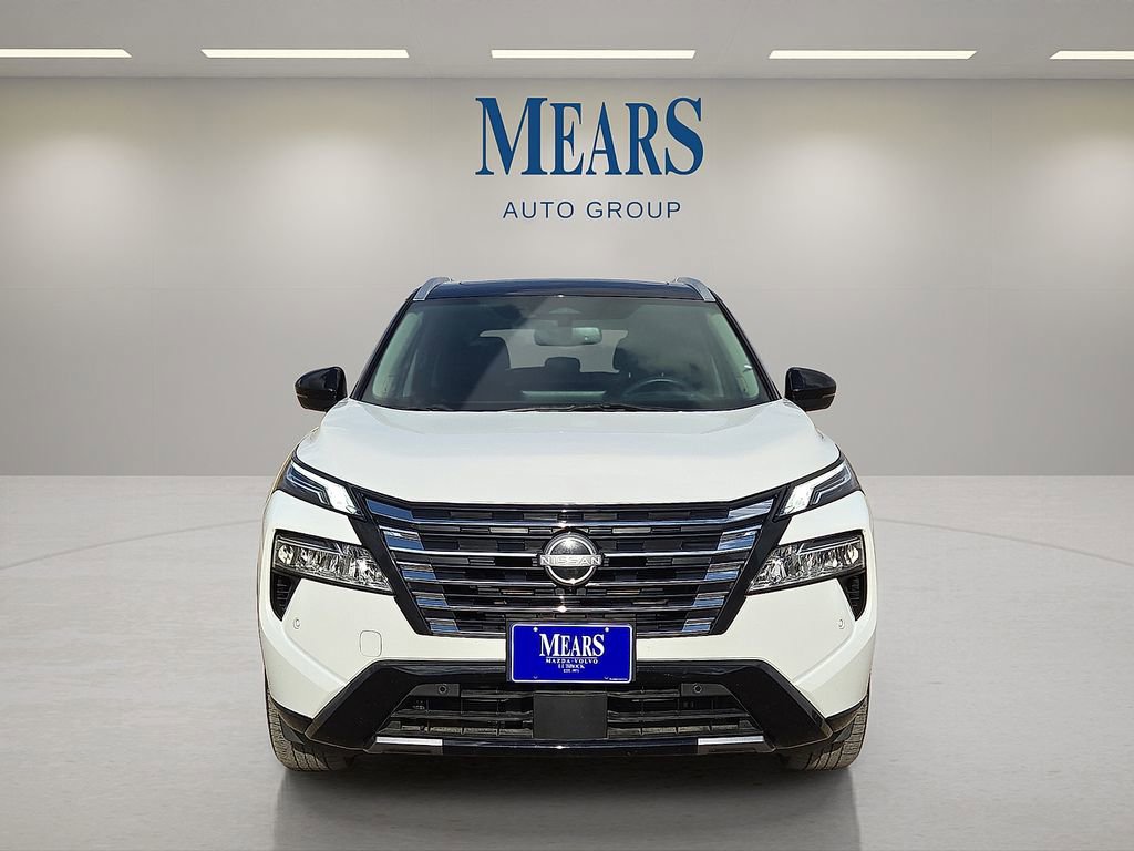 Used 2024 Nissan Rogue Platinum w/ Platinum Premium Package image 8