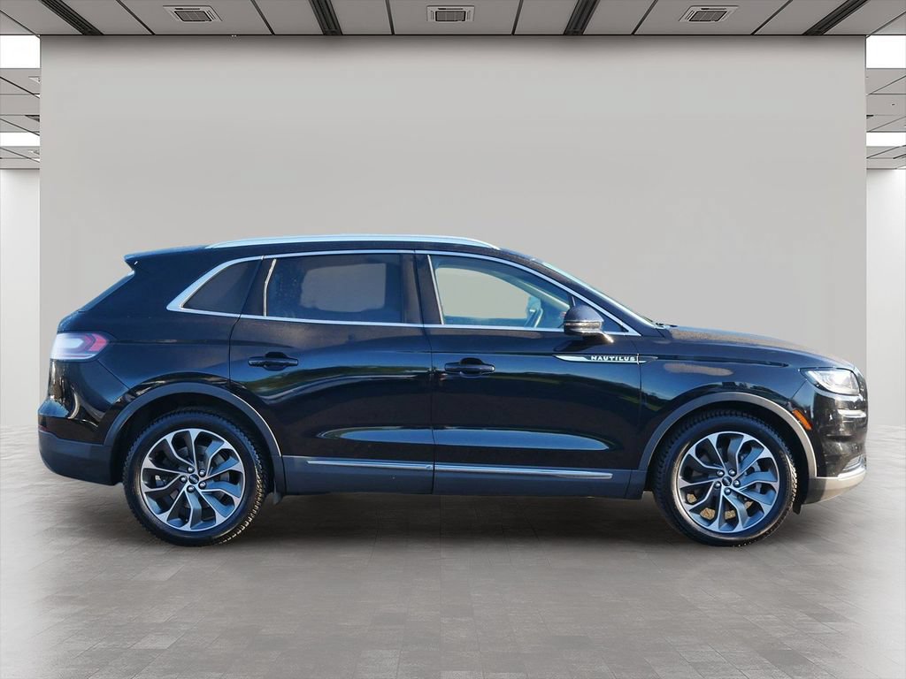 Used 2021 Lincoln Nautilus Reserve w/ Class II Trailer Tow Package AWD/4WD image 7