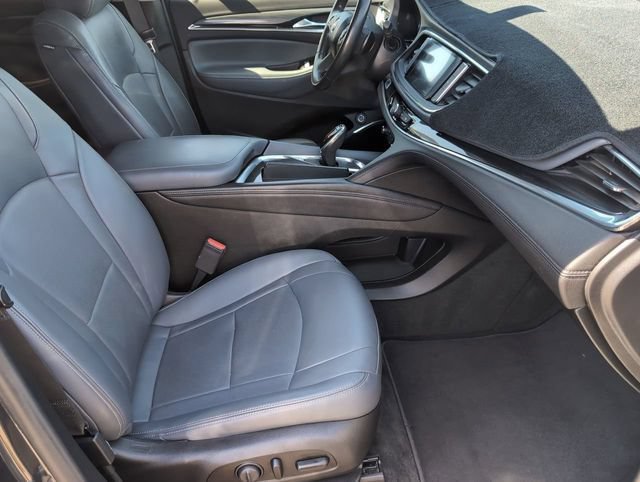 Certified 2019 Buick Enclave Essence FWD image 28
