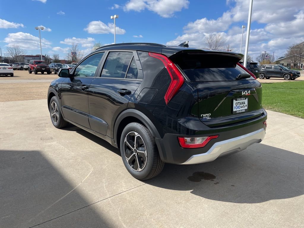 New 2026 Kia Niro LX image 7
