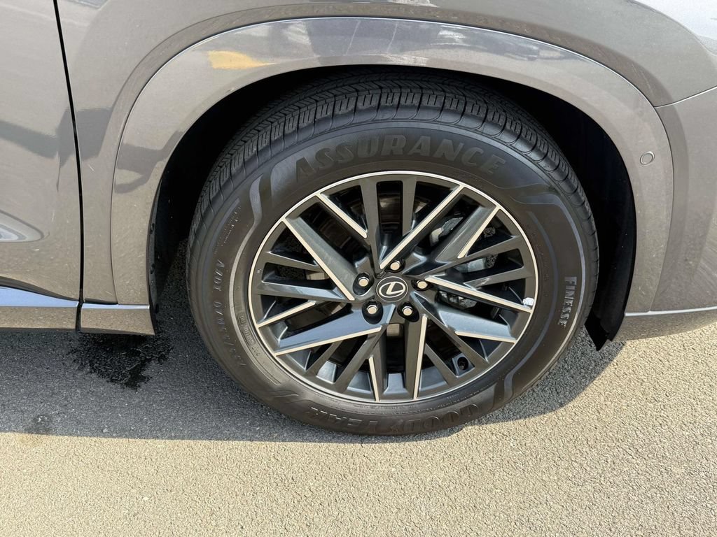Used 2025 Lexus TX 350 AWD w/ Technology Package image 7