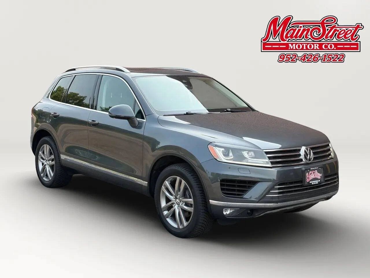 Used 2016 Volkswagen Touareg VR6 AWD/4WD image 1