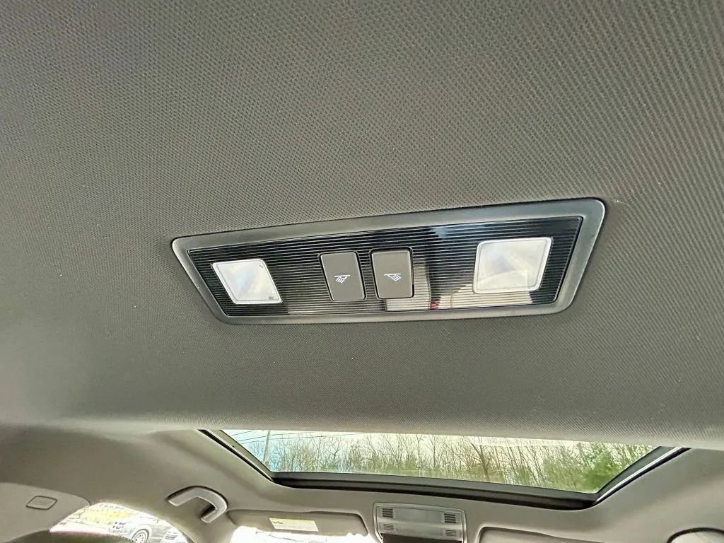 Used 2019 Volkswagen Jetta R-Line image 24