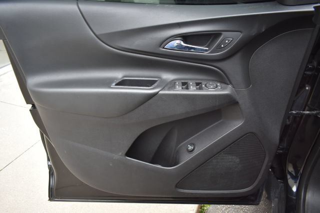Used 2018 Chevrolet Equinox LT FWD image 17