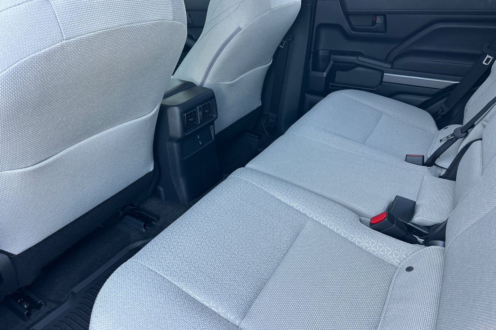 Certified 2026 Toyota 4Runner SR5 AWD/4WD image 12