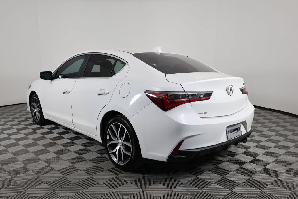 Used 2020 Acura ILX FWD image 4