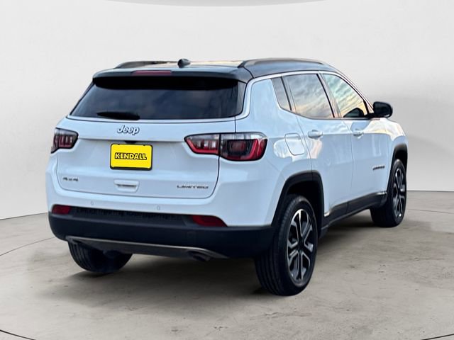 Used 2023 Jeep Compass Limited AWD/4WD image 5
