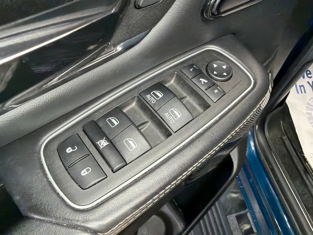 Used 2023 RAM 1500 Limited AWD/4WD image 19
