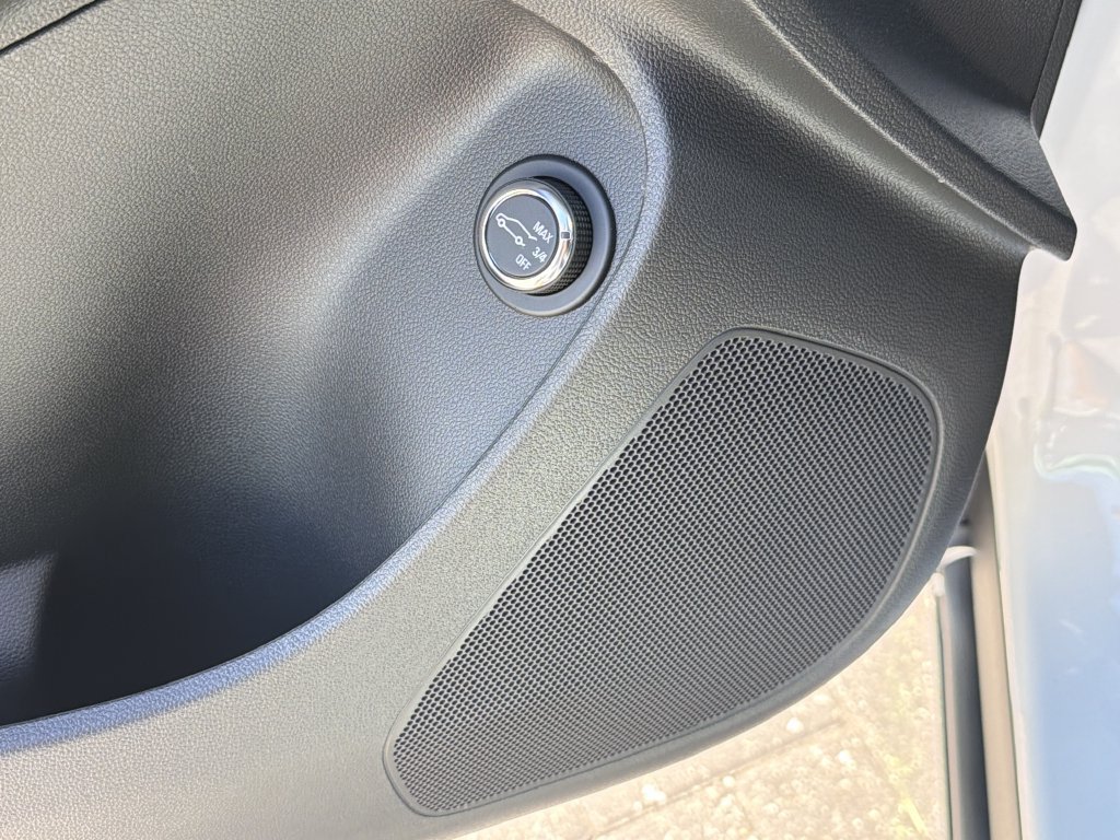 New 2026 Buick Envista Sport Touring w/ Convenience II Package FWD image 22