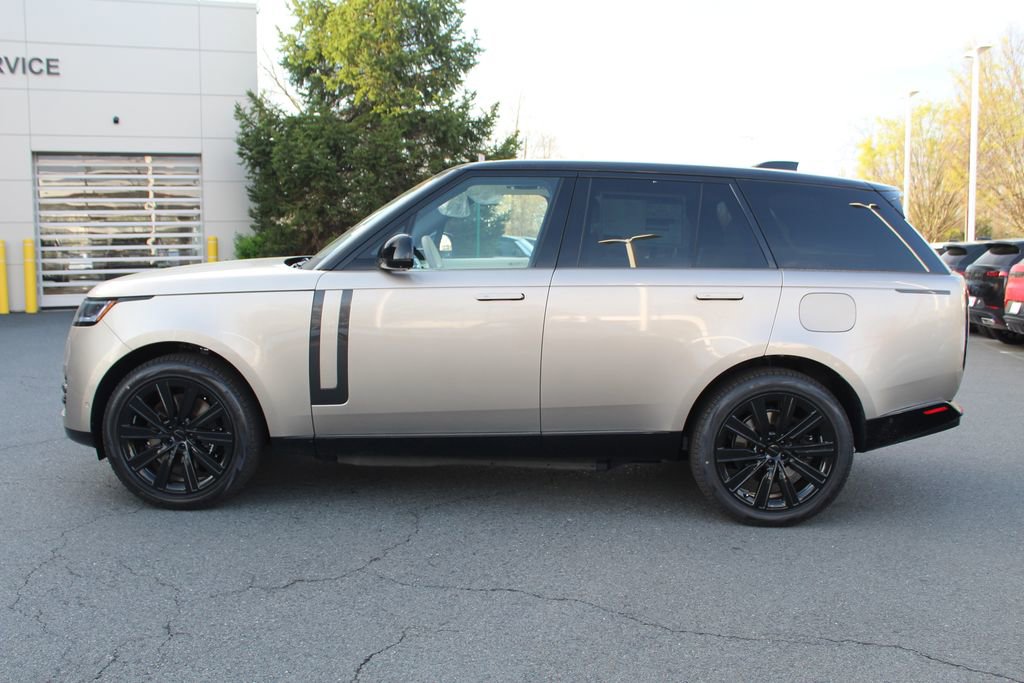 New 2026 Land Rover Range Rover SE image 5