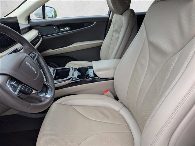 Used 2022 Lincoln Nautilus Reserve AWD/4WD image 24
