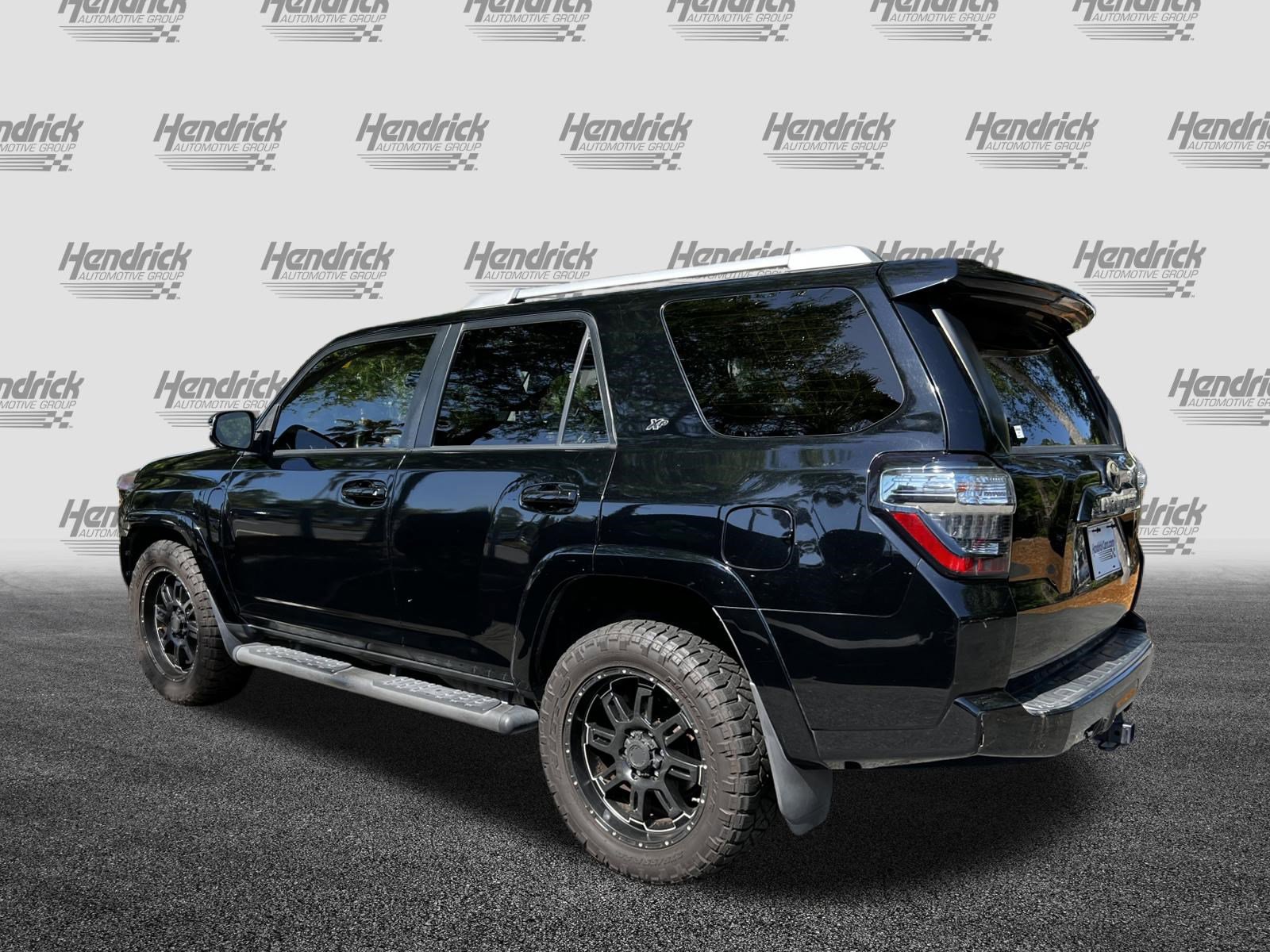 Used 2016 Toyota 4Runner SR5 Premium RWD image 6