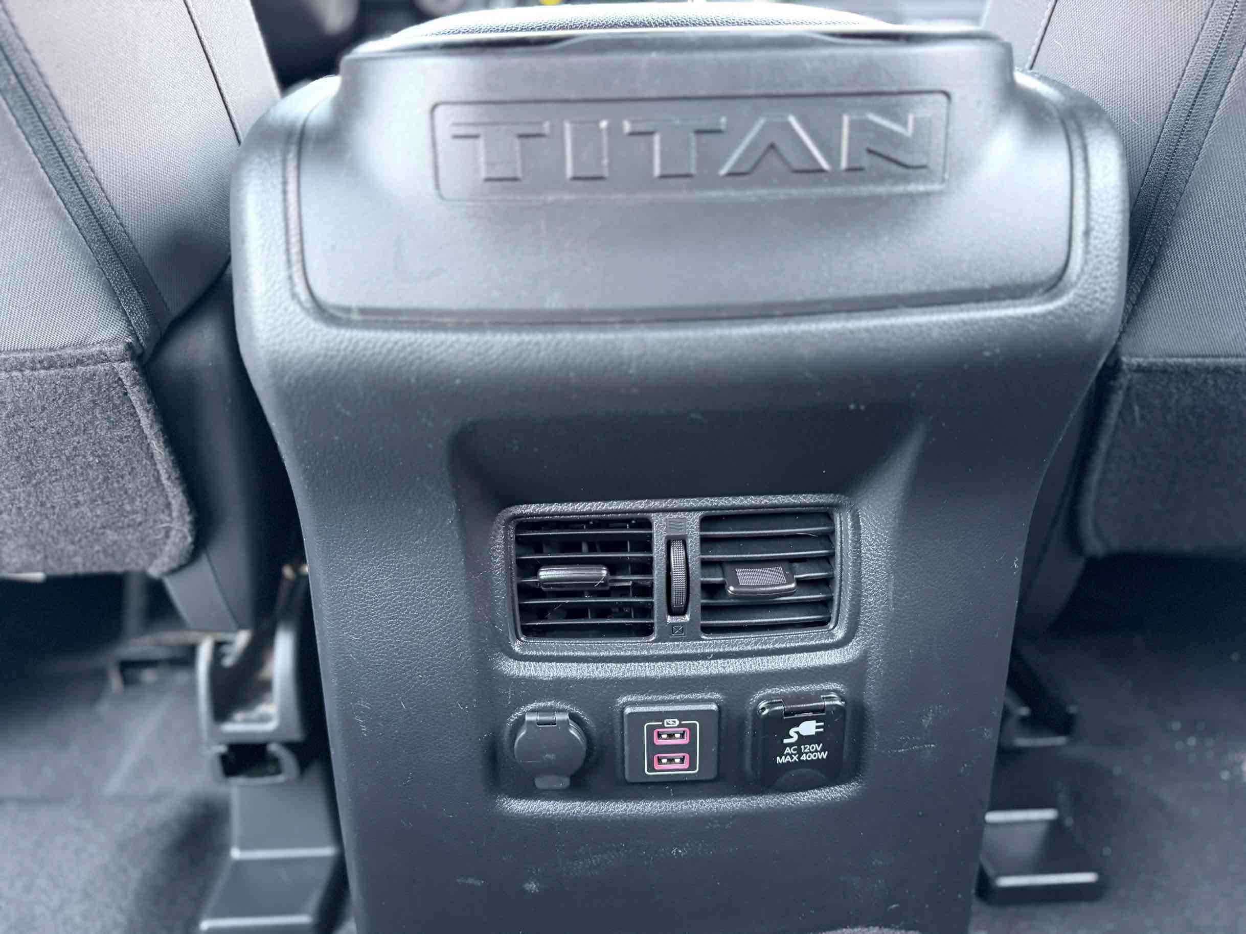 Used 2023 Nissan Titan SV w/ SV Convenience Package AWD/4WD image 21