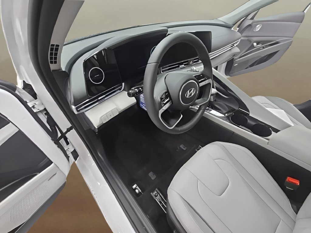 New 2026 Hyundai Elantra Limited FWD image 14