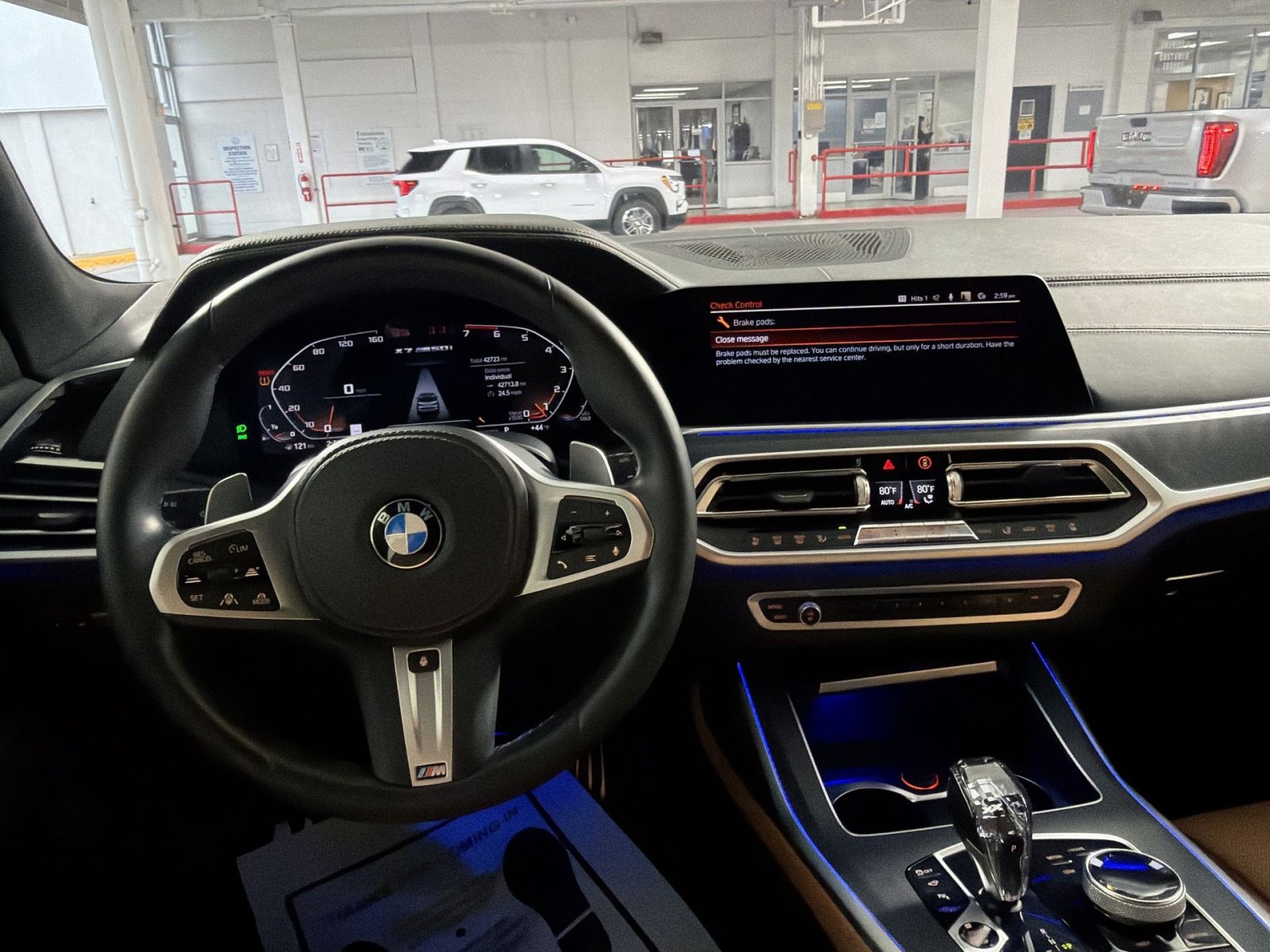Used 2022 BMW X7 M50i w/ Dynamic Handling Package image 16