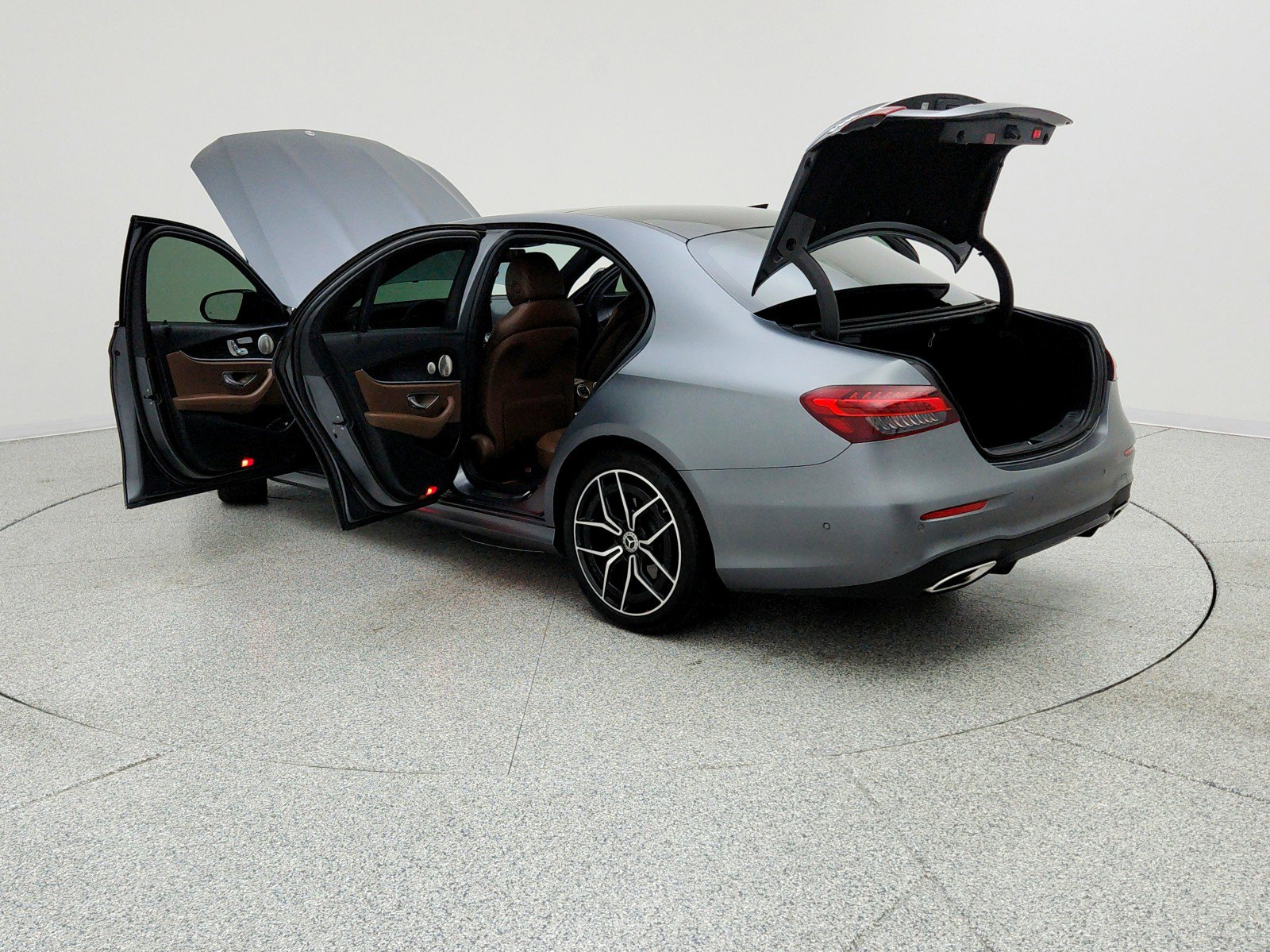 Used 2022 Mercedes-Benz E 350 Sedan image 12