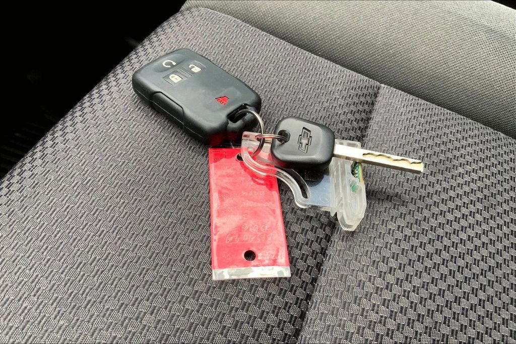 Used 2015 Chevrolet Silverado 1500 LT w/ Custom Sport Edition image 12