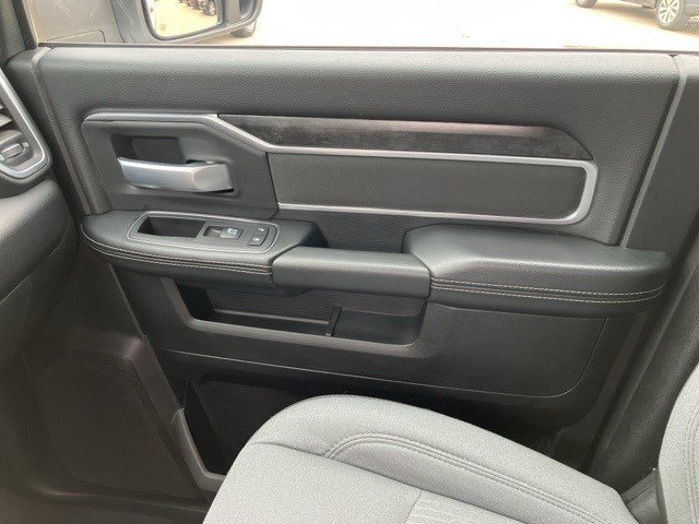 Used 2024 RAM 2500 Big Horn w/ Safety Group image 20