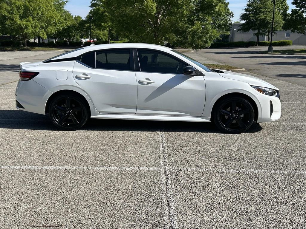 Certified 2024 Nissan Sentra SR FWD image 8