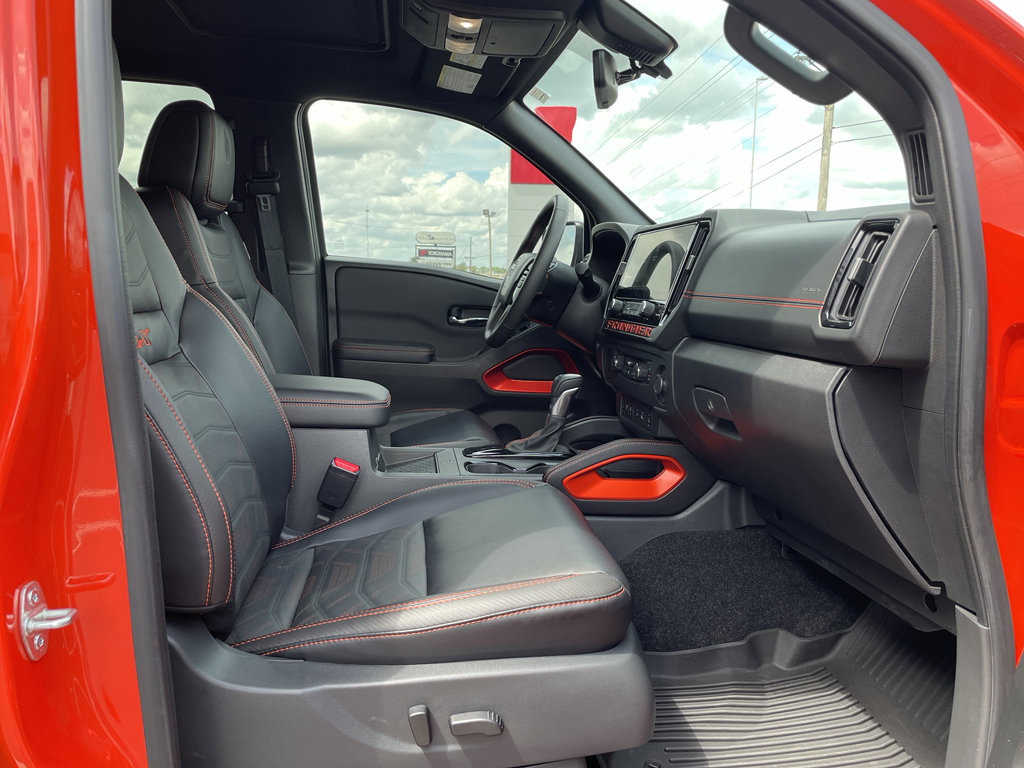 Used 2025 Nissan Frontier Pro-X w/ Pro Premium Package image 26