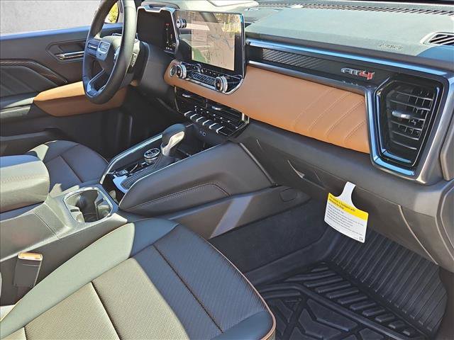 Used 2026 GMC Canyon AT4 w/ Technology Plus Package AWD/4WD image 23
