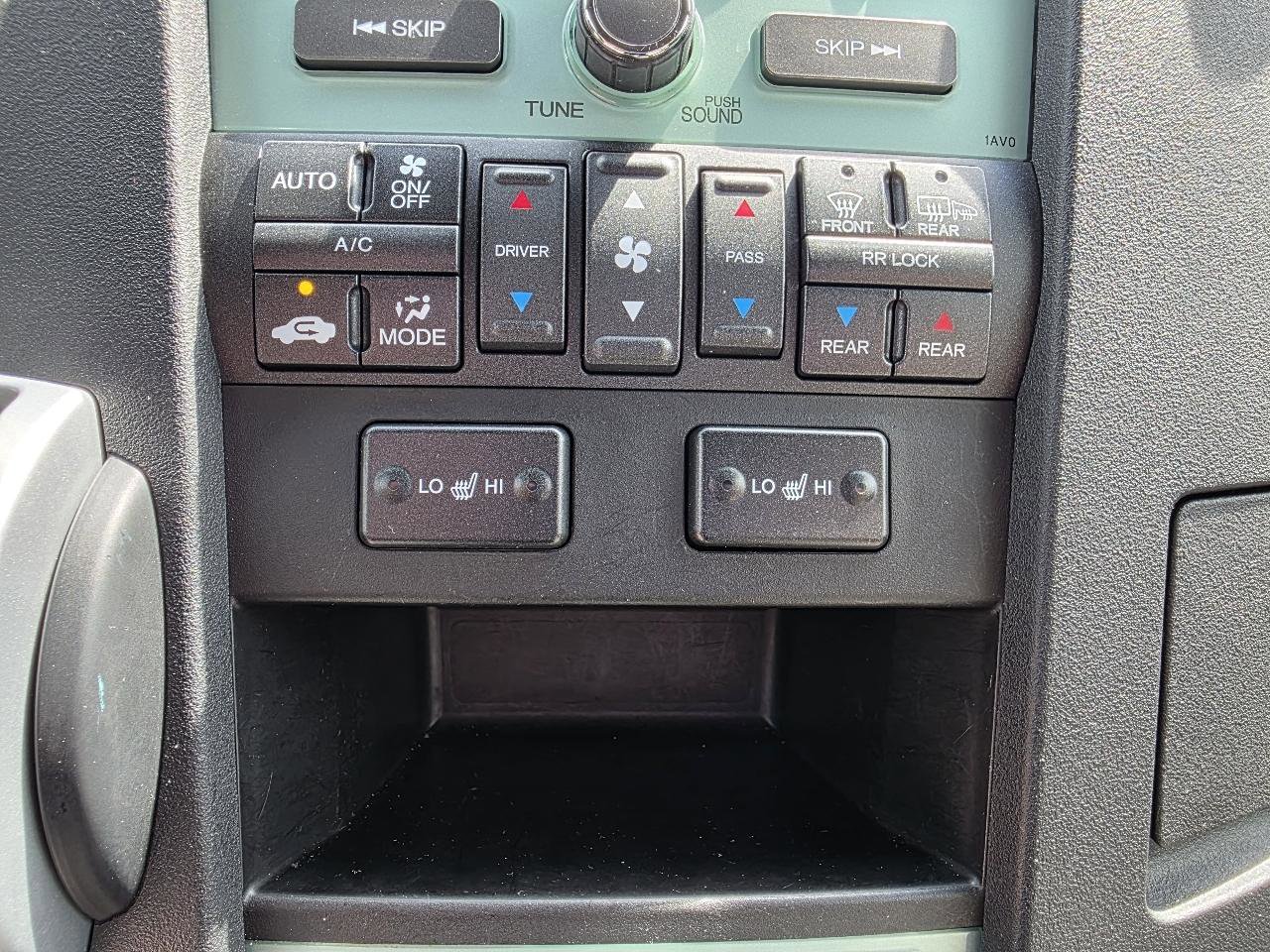 Used 2010 Honda Pilot Touring image 20