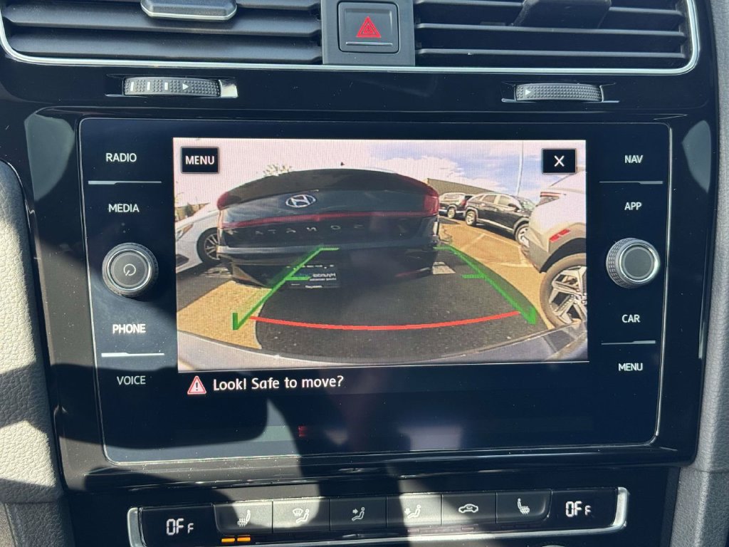 Used 2018 Volkswagen GTI Autobahn FWD image 28
