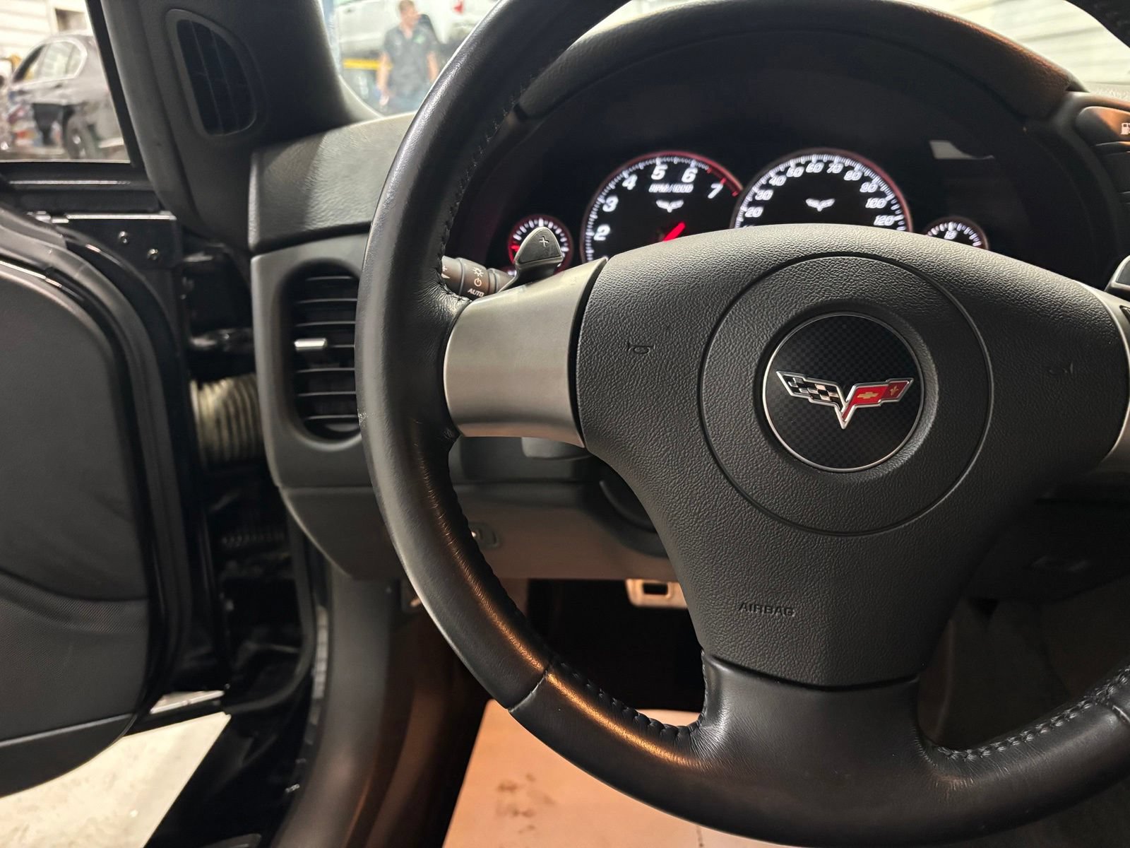 Used 2009 Chevrolet Corvette Coupe RWD image 14