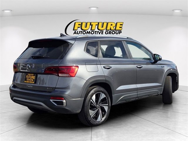 Used 2024 Volkswagen Taos SE image 5