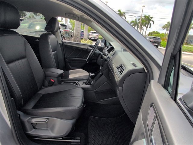 Certified 2023 Volkswagen Tiguan SE image 16