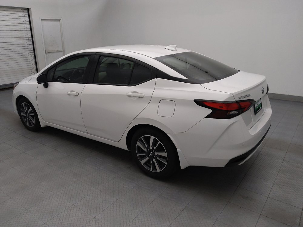 Used 2022 Nissan Versa SV w/ Trunk Package FWD image 3
