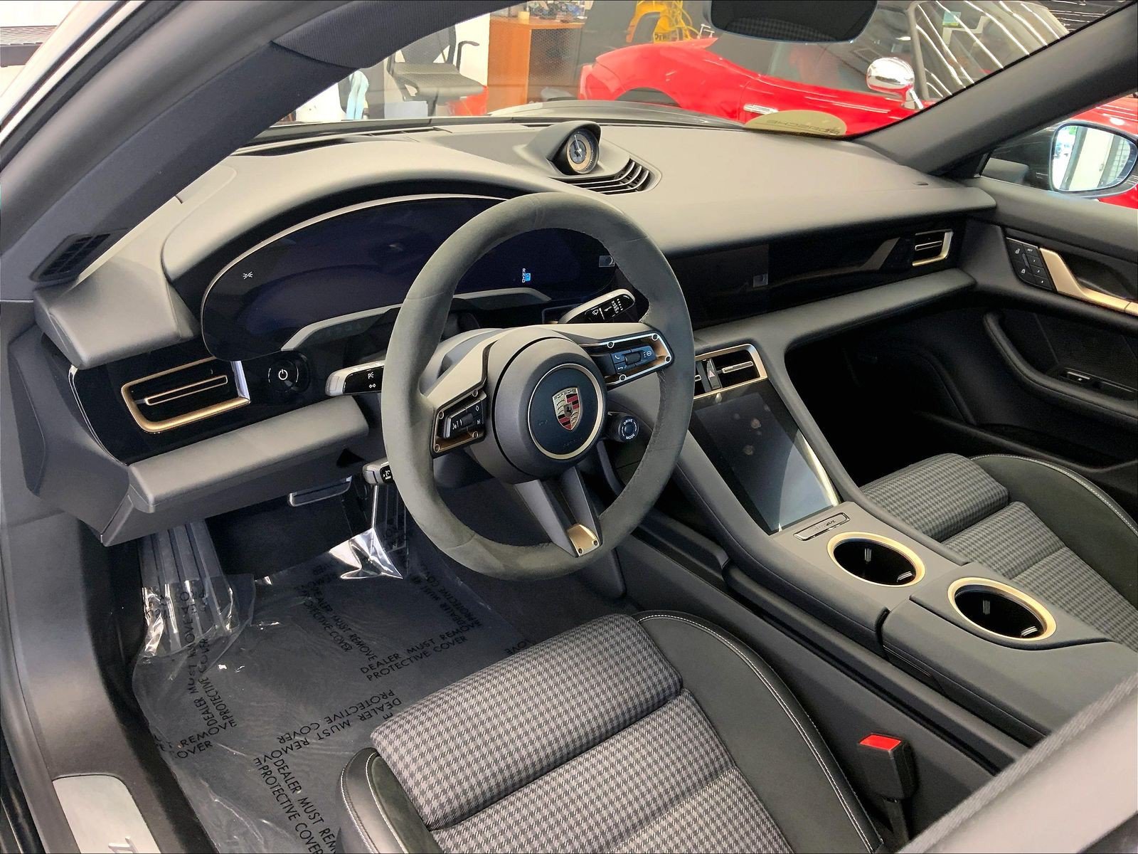 Used 2025 Porsche Taycan 4S AWD/4WD image 4