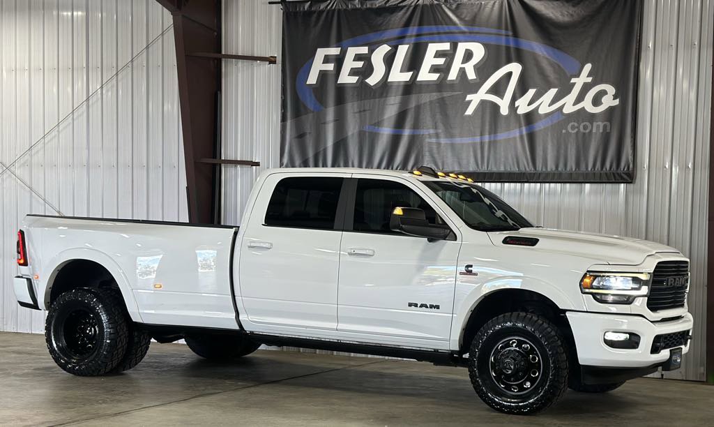 Used 2020 RAM 3500 Laramie image 27