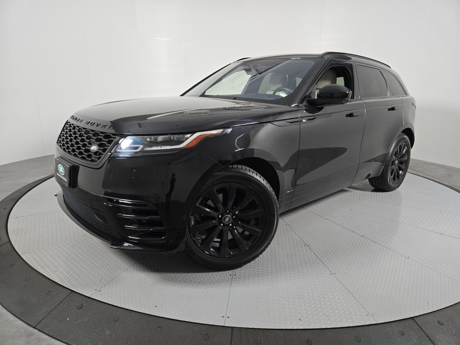 Used 2019 Land Rover Range Rover Velar R-Dynamic SE AWD/4WD video 1