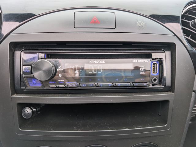 Used 2006 MAZDA MX-5 Miata Touring image 17