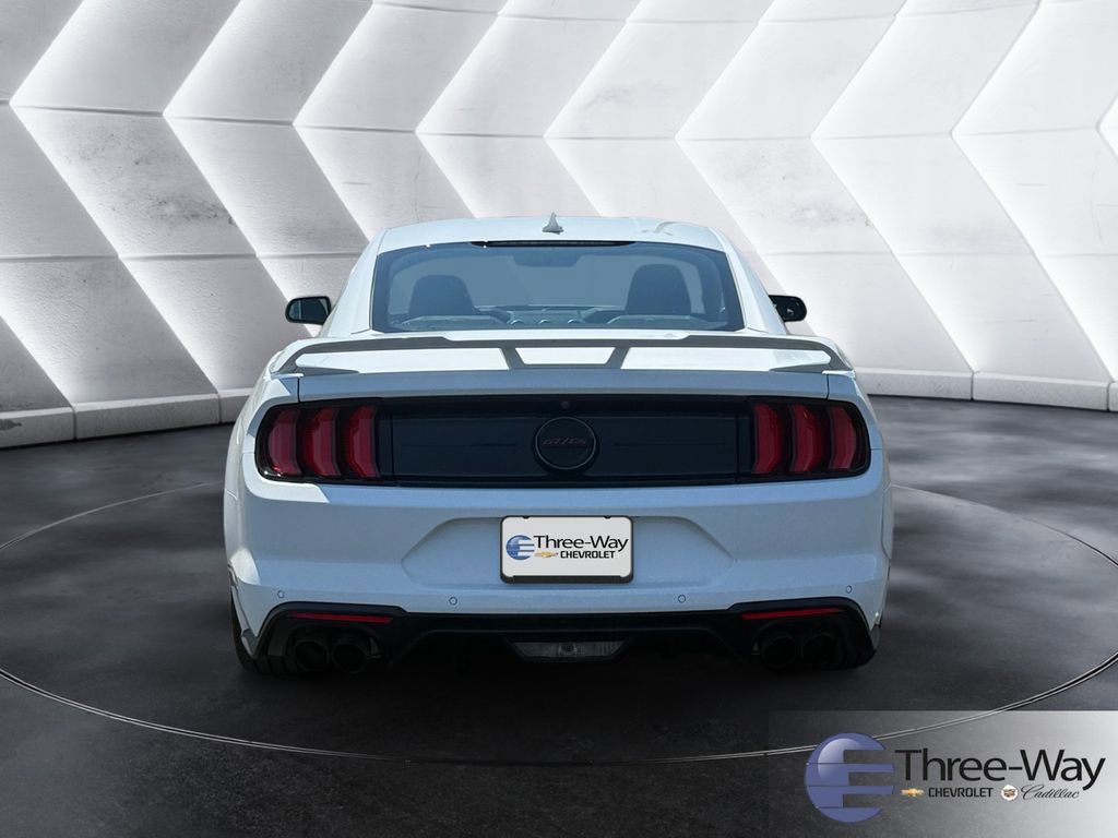 Used 2022 Ford Mustang GT Premium w/ Equipment Group 401A RWD image 4