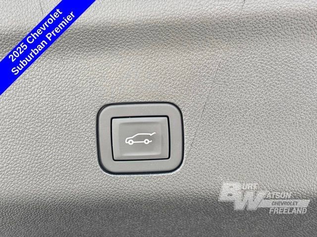 New 2025 Chevrolet Suburban Premier w/ Sun And Tow Package AWD/4WD image 32