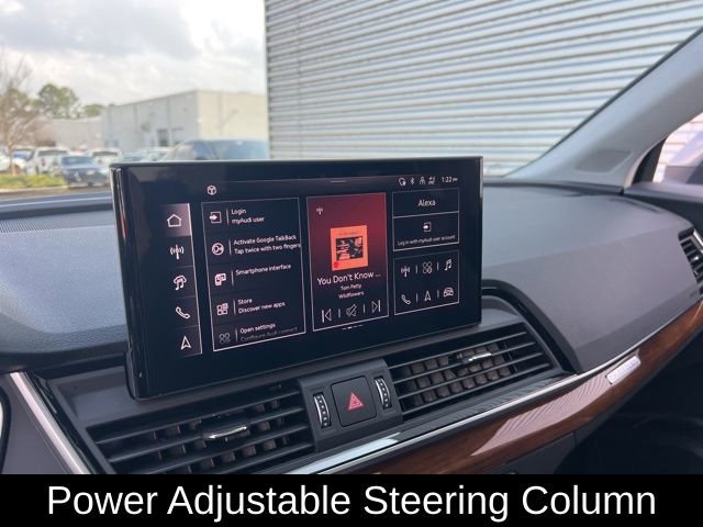 Used 2024 Audi Q5 e Premium Plus w/ Premium Plus Package image 21