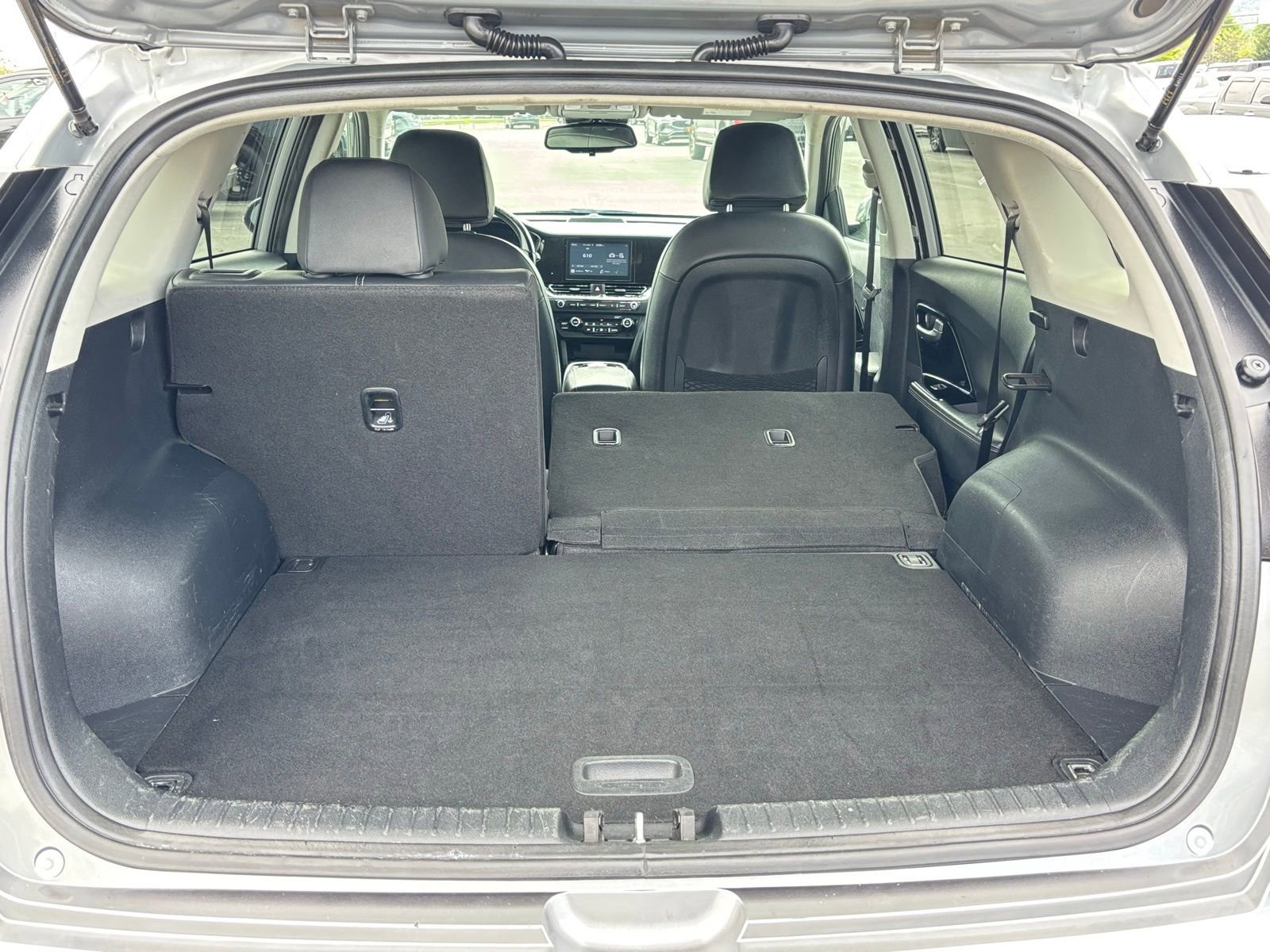 Used 2022 Kia Niro EX w/ Cold Weather Package image 22