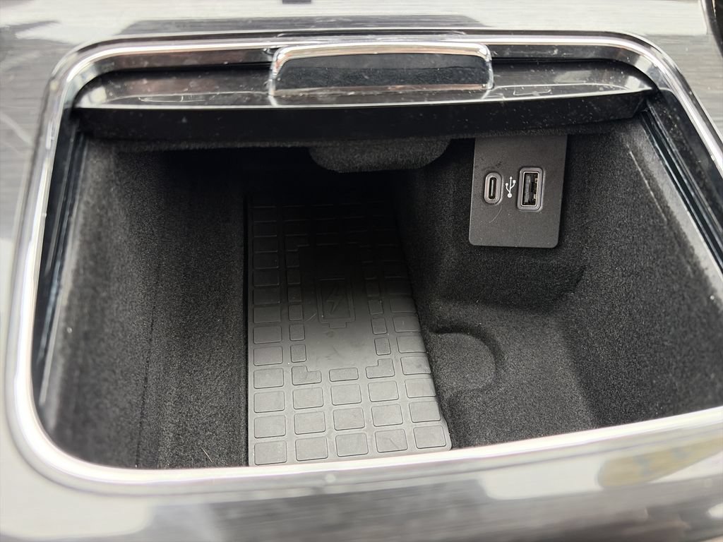 Used 2023 Lincoln Nautilus Reserve FWD image 27